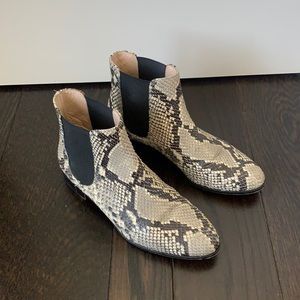 Aquatalia Snake Booties